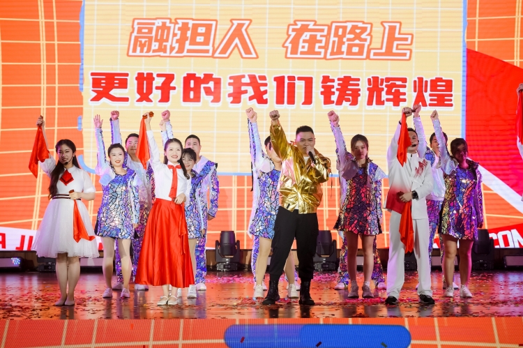 41b2a7082179c8898892d3c376f5e58_副本.jpg