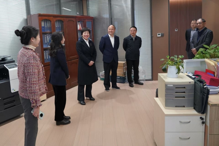 e341ea71bead83897a6384a96513217_副本.jpg
