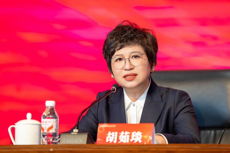 fc3ef078f204619b7d2b9657c2415a1f.jpg fc3ef078f204619b7d2b9657c2415a1f.jpg